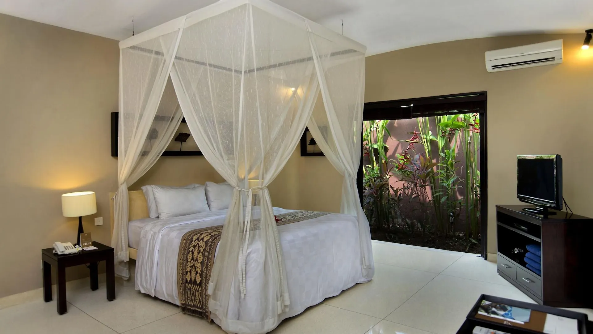 The Dusun Villa Seminyak   Seminyak (Bali)